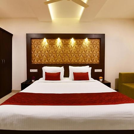 Hotel Bv Colours By Rivido, Begur Main Road Bangalore Dış mekan fotoğraf