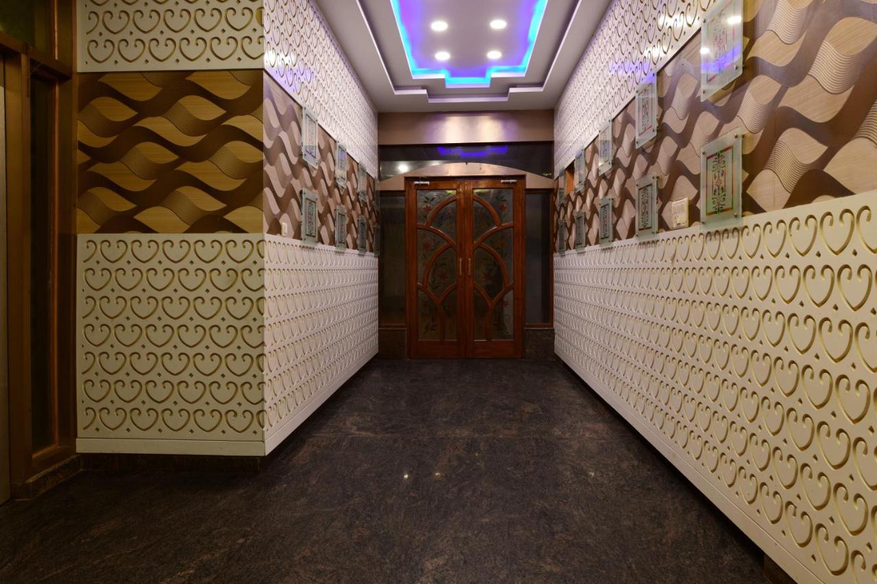 Hotel Bv Colours By Rivido, Begur Main Road Bangalore Dış mekan fotoğraf